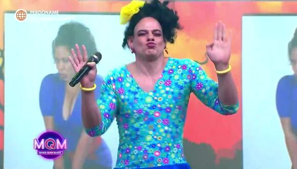 Mark Vito aparece como la Teresita