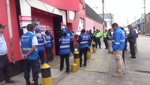 Municipalidad de Lima cierra night club 'Las Cucardas'.