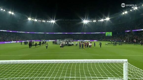 Kylian Mbappé recibió aplausos sobre el final de la derrota (Video: PSG)