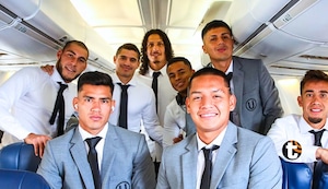 Jugadores de Universitario y Alianza Lima viajan para disputar Copa Libertadores