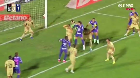 TROME | Pedro Díaz comete un autogol con un ‘blooper’ y Alianza adelanta 1-0 a Cusco FC (Liga1)