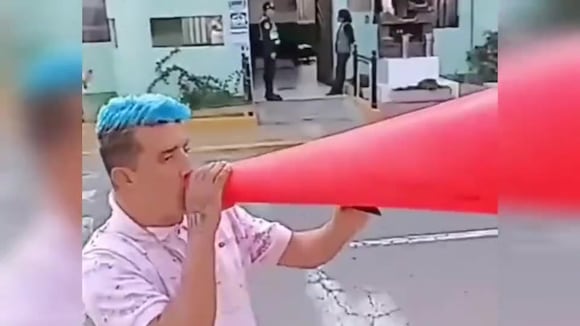 TROME - Makanaky es liberado tras desnudarse en una pollería: influencer no cambia e hizo escándalo en comisaría de San Miguel