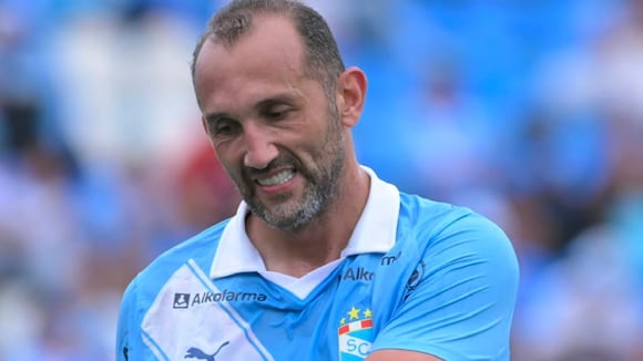 Hernán Barcos responde contento por debut con Sporting Cristal y habla del ambiente con el plantel. (Video: L1 Max)