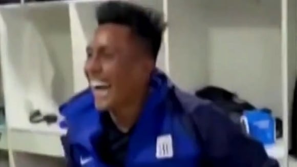 Celebración de los jugadores de Alianza Lima Tras triunfo