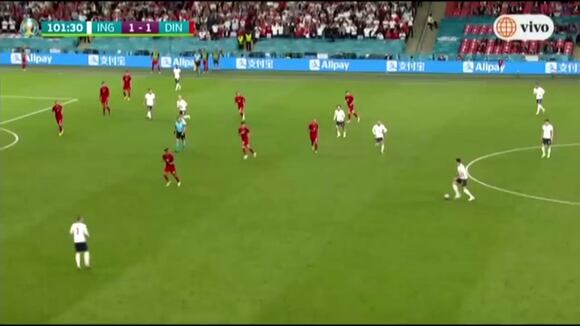TROME | ¿Fue penal a Sterling? La polémica caída en el área de Dinamarca que el VAR no invalidó en Eurocopa 2020