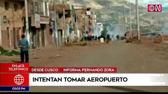 Intentan tomar aeropuerto de Cusco