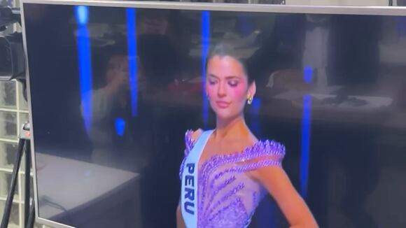 TROME - Tati Calmell en traje de gala en el Miss Universo 2024