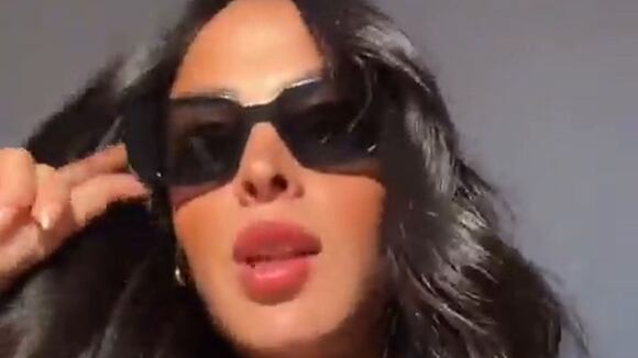 Modelo ampayada con el ‘Gato’ Cuba envía indirecta