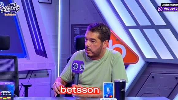 Jean Ferrari respndió con tdo contra Nolberto Solano su excompañero en la selección (Video: Fútbol satélite)