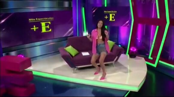 Jazmín Pinedo cumplió su apuesta y lució bikini en plena conducción de Más espectáculos