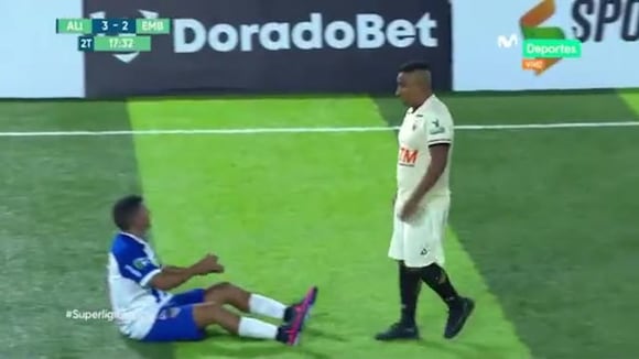 Toñito Gonzales 'apretó' a Reimond Manco en clásico de la Superliga Stars (Viedo: @Movistardeportes)