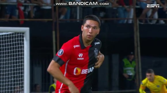 Tomás Martínez anotó el 4-1 de Melgar vs. Olimpia. (Video: ESPN)