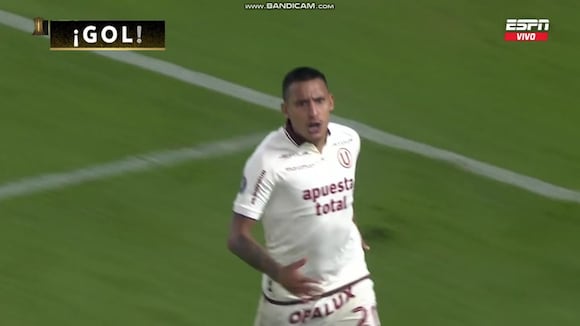 Gol de Alex Valera para el 2-1 de Universitario vs. Nacional de Uruguay. (Video: ESPN)