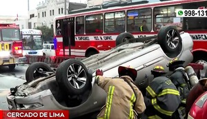 Cercado de Lima: conductor resulta herido tras aparatoso accidente en la avenida Abancay