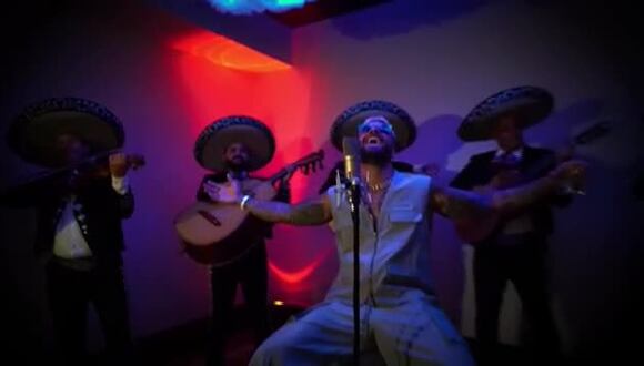 Carlos Rivera y Maluma cantan una ranchera