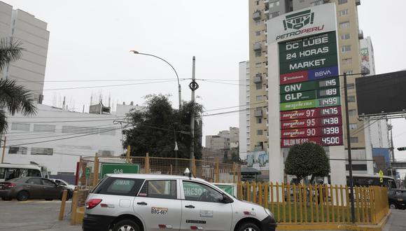 Conoce los precios de los combustibles en Lima. (Foto: GEC)