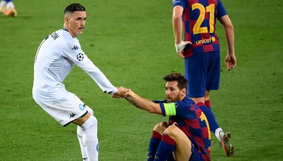 Lionel Messi terminó el partido contra Napoli con molestias, pero no es duda para los cuartos de Champions League. (Foto: AFP)