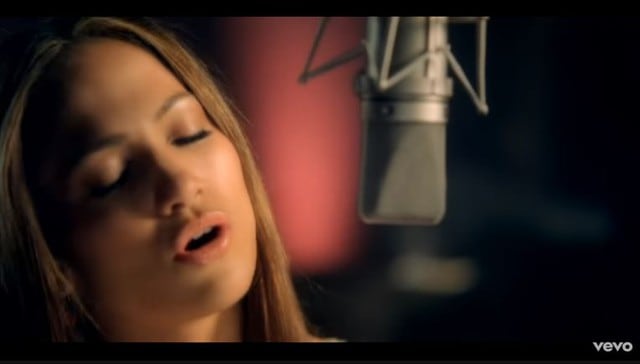 Jennifer Lopez - Alive (2002)