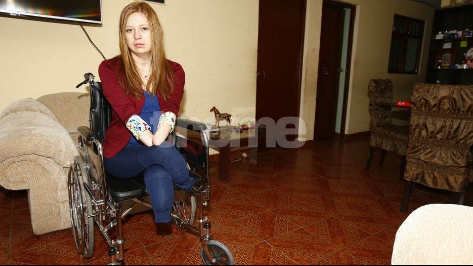 Shirley Meléndez denunció que tras ingresar a hospital por problemas de cálculos, salió con las extremidades amputadas. (FOTOS: Trome)