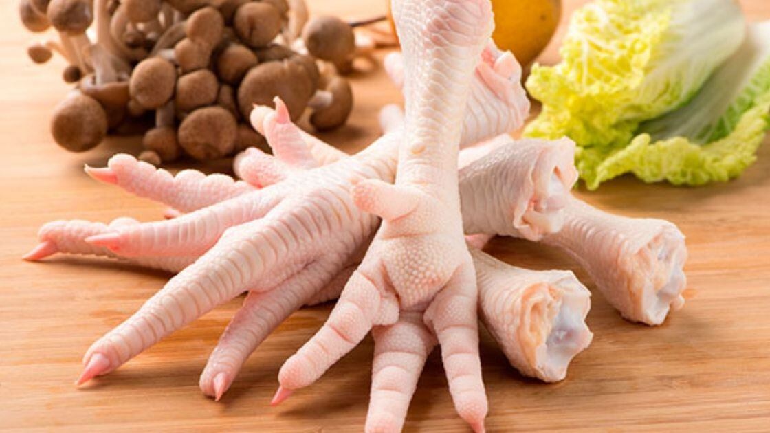 Las patas de pollo tienen una fuente importante de colágeno. (Foto: Cocina vital)