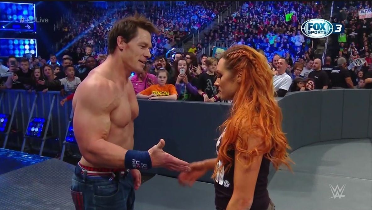 John Cena formó un gran equipo con Becky Lynch. (Captura TV)