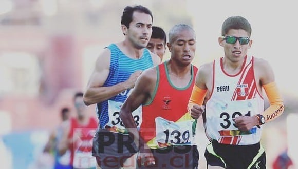 Los deportistas que realizan carreras de larga distancia están propensos a sufrir de condromalacia, que es el desgaste del cartílago por el constante movimiento. (Foto: Instagram @luis_ostos10)