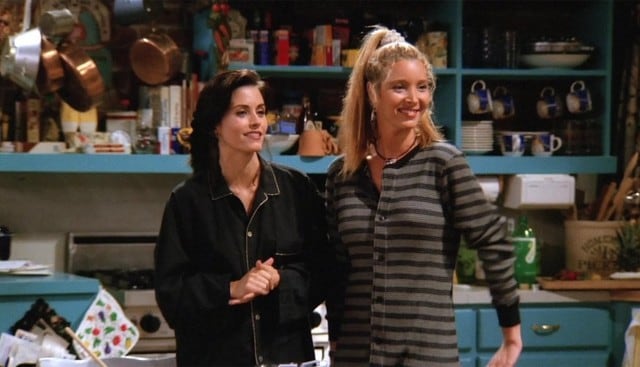 “Monica” y “Phoebe” celebraron el aniversario 25 de la serie que las unió: “Friends” (Foto:NBC)
