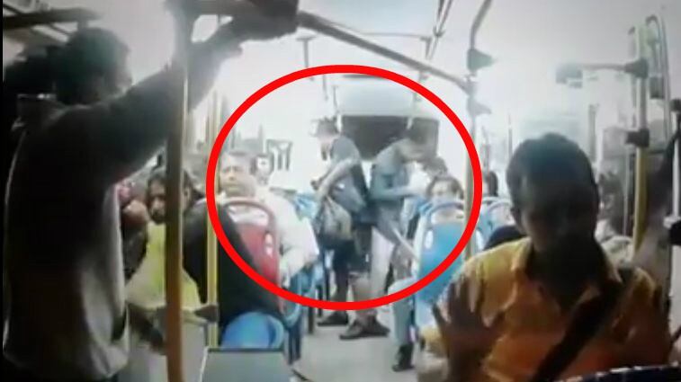 Delincuentes asaltan bus en Trujillo y disparan a uno de los pasajeros