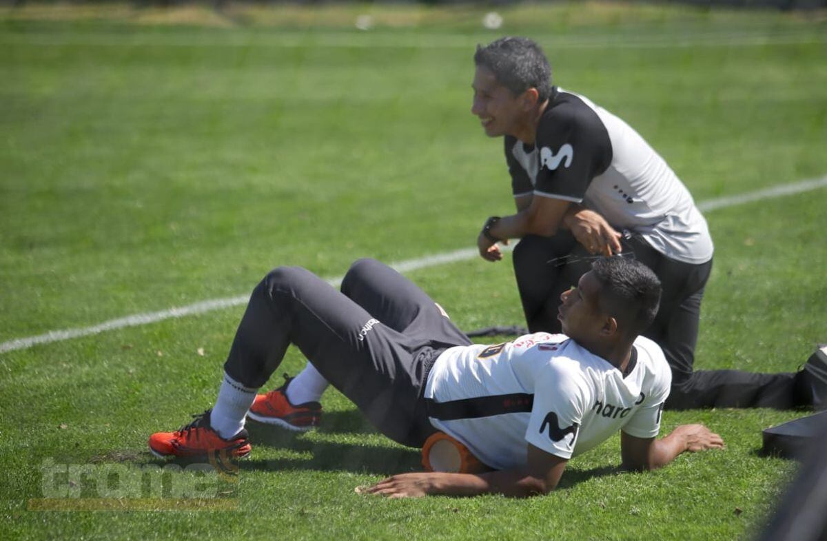Selección peruana entrenó y se descarta a Edison Flores para iniciar ante Uruguay