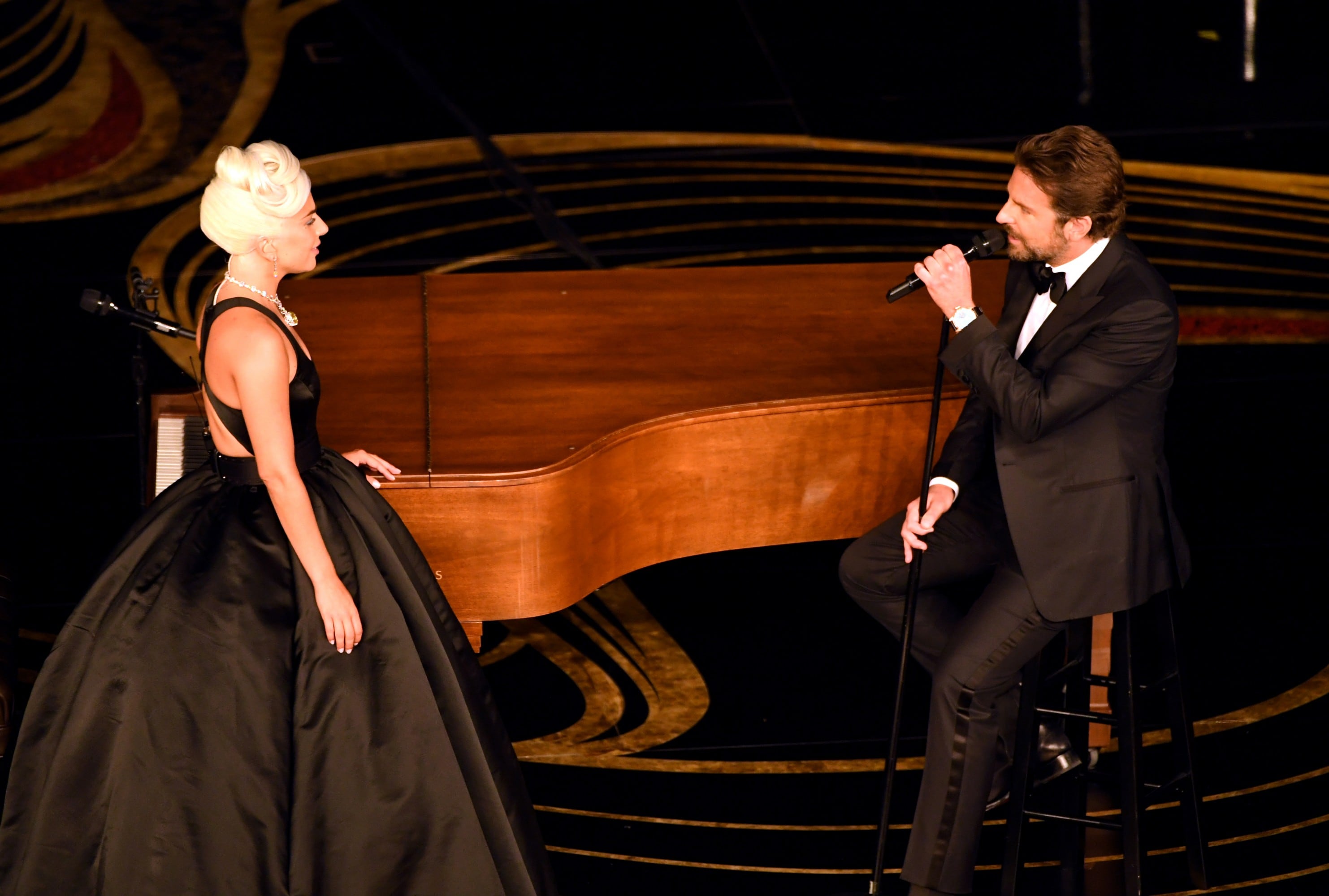Lady Gaga y Bradley Cooper interpretaron el tema "Shallow" en el Oscar. (Fotos: AFP)