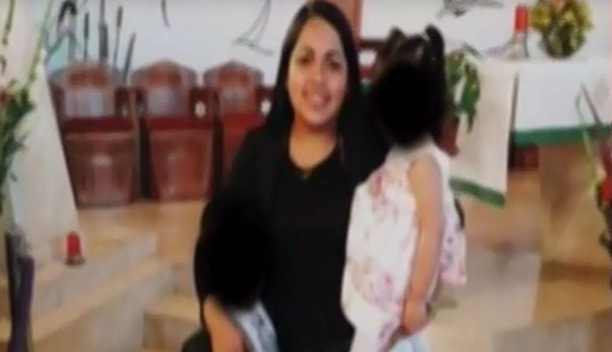Andrea Rivera Sánchez fue acuchillada por su pareja frente a sus hijitos. Foto: Captura de pantalla de América Noticias