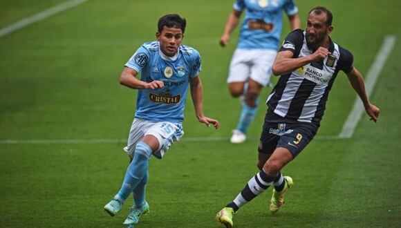 Jhilmar Lora no jugará en Alianza Lima, pero no se descarta una partida al extranjero. (Foto: AFP)
