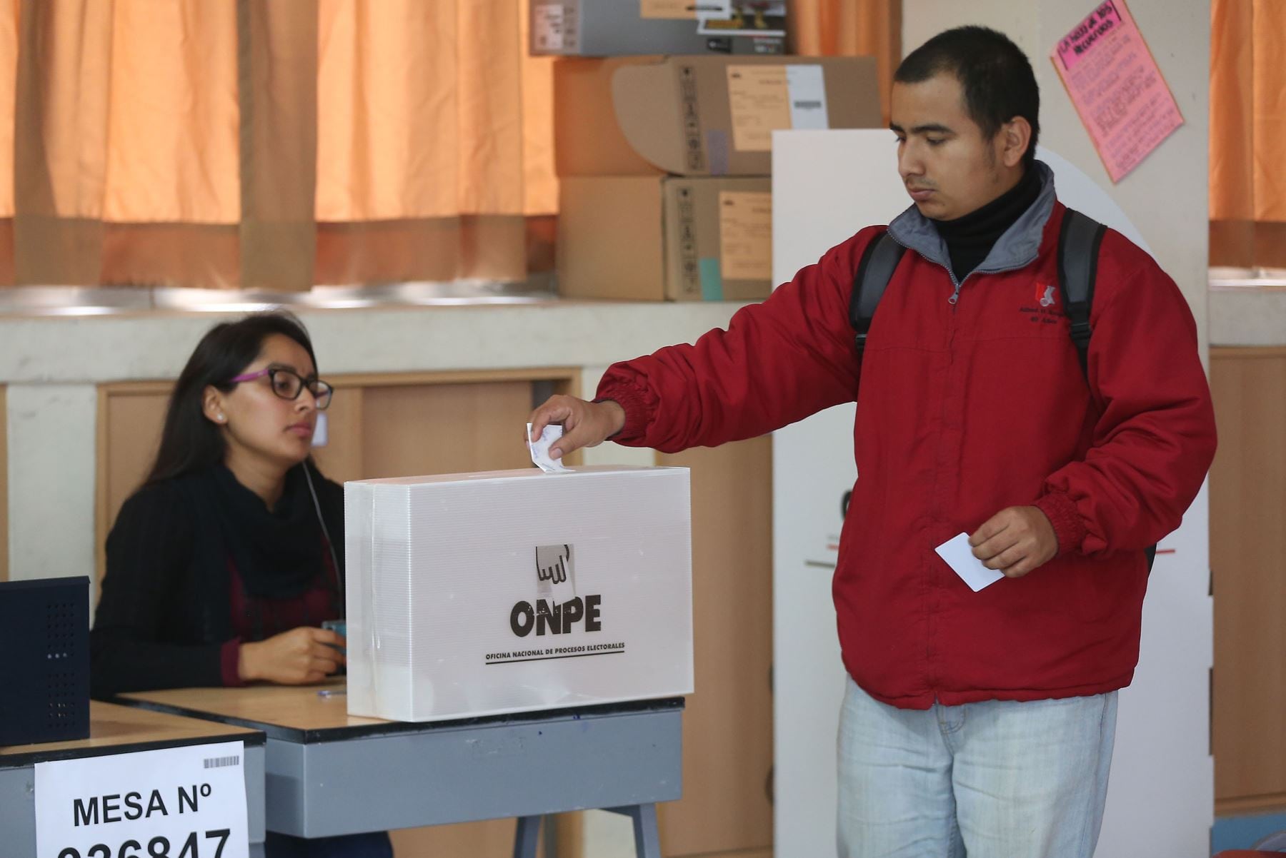 Este 9 de diciembre se desarrollará el Referéndum 2018 y más de 91 mil jóvenes que cumplirán los 18 años hasta la fecha en mención, votarán por primera vez, según ONPE. (Foto: Andina)