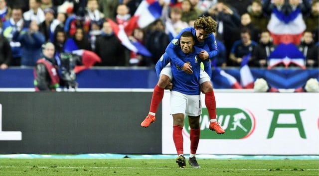La selección de Francia es líder del Grupo H luego de golear a Islandia.