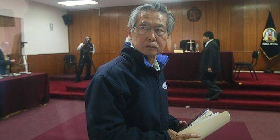 Alberto Fujimori escribió sus primeros mensajes tras su liberación.